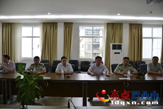 在州醫(yī)院聽取匯報和部署火災(zāi)隱患整改工作.JPG