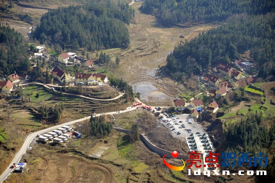 異國風情的“史迪威”小鎮(zhèn)(陳亞林攝影).jpg